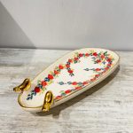 شیرینی خوری سرامیکی دفرمه دستساز طرح گل سرخی پرنده دار کد 001