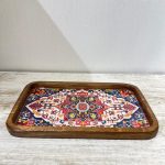 سینی چوبی مستطیل سایز 28 در 18 سانتیمتر طرح کاشیکاری کد 031