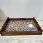 سینی چوبی مستطیل سایز 26 در 35 سانتیمتر طرح کاشیکاری کد 018